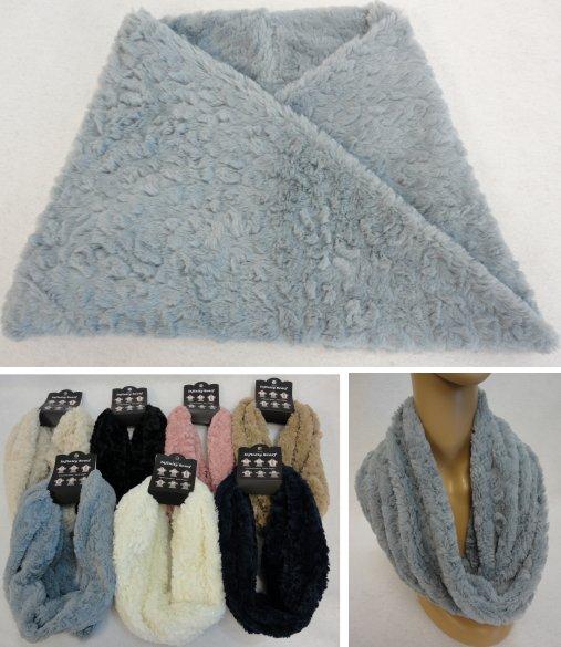 Plush Infinity Scarf [Leopard Pattern] image