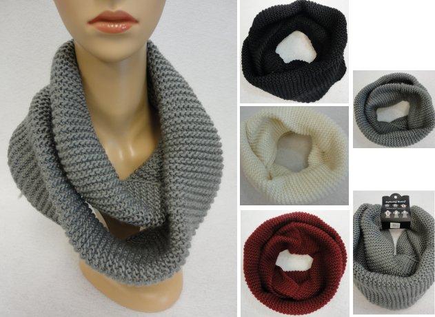 Knitted Infinity Scarf [Tight Knit] image