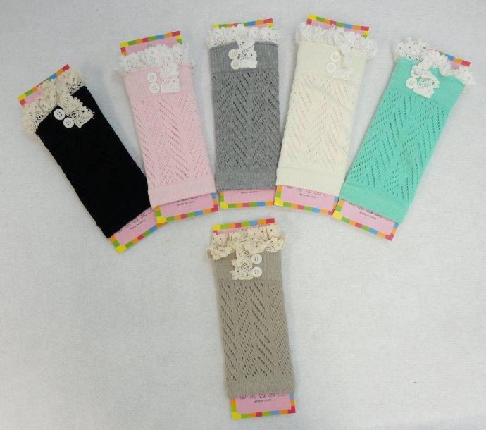 Knitted Boot Cuffs Pastel [Antique Lace-2 Buttons] image