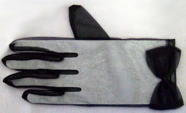 Black Sheer Gloves With Bow - Wrist Length ( # 2002Bow) image