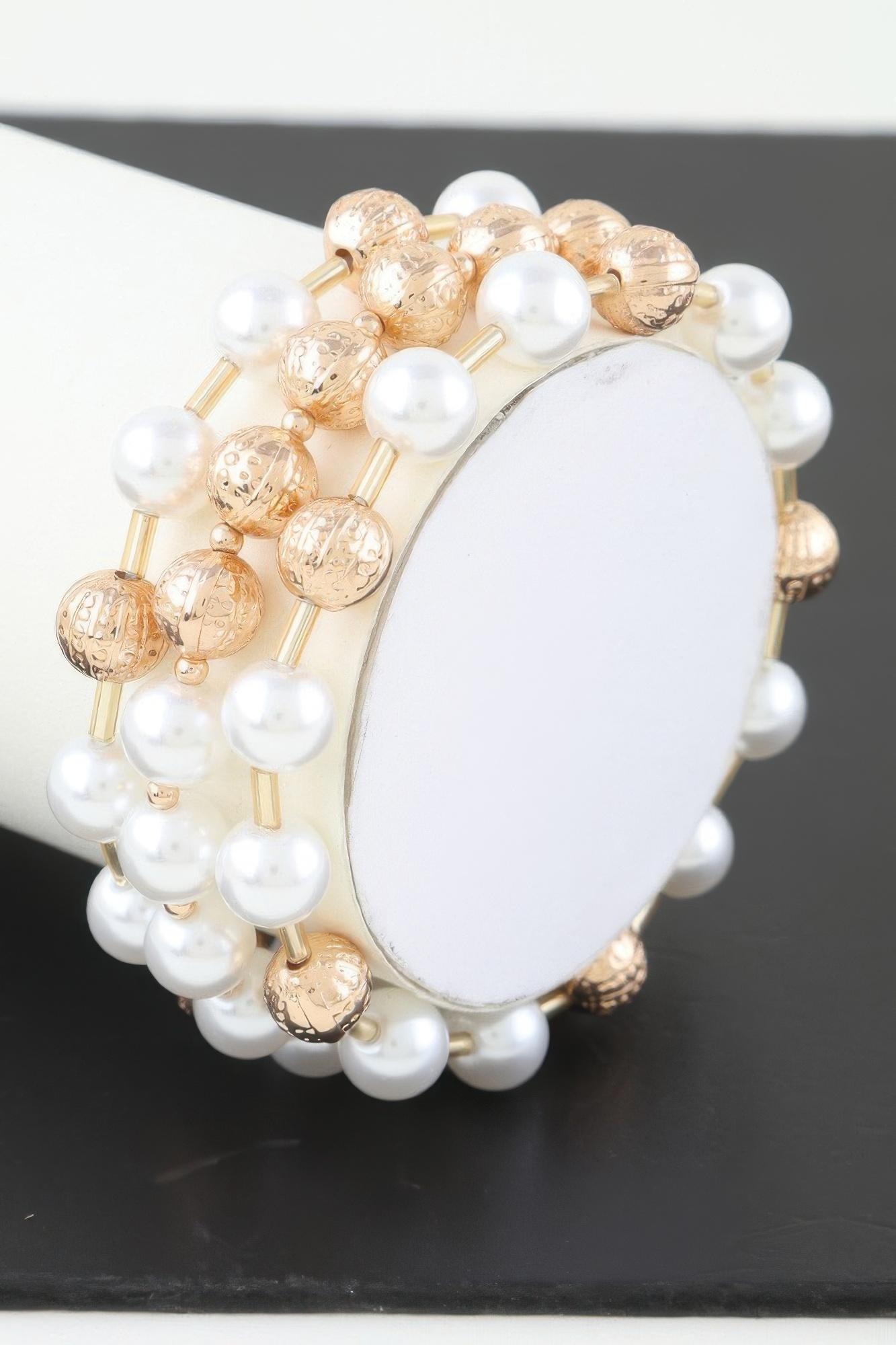 Multi pearl beaded bracelet image