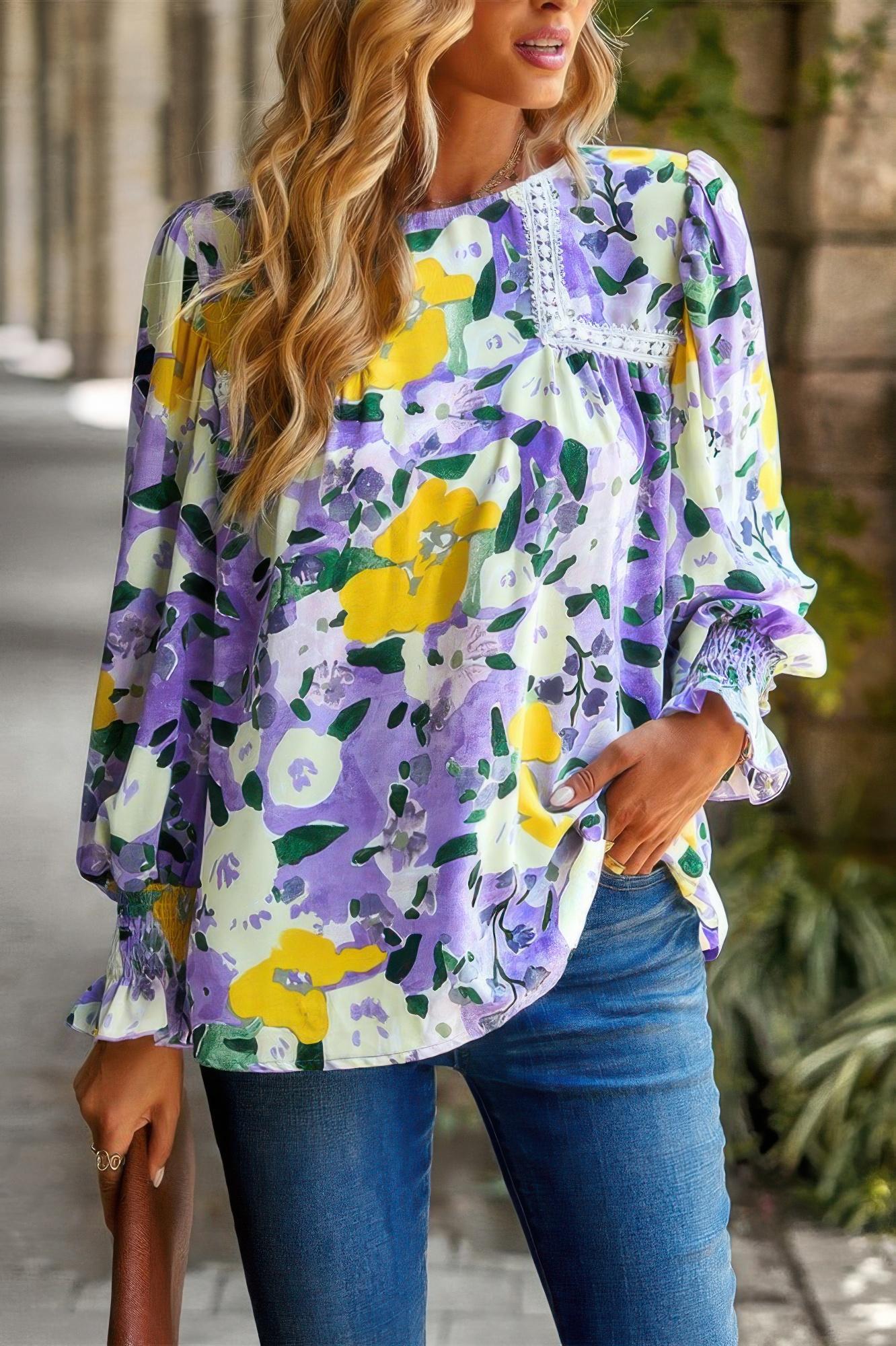 Floral contrast lace trim split top image