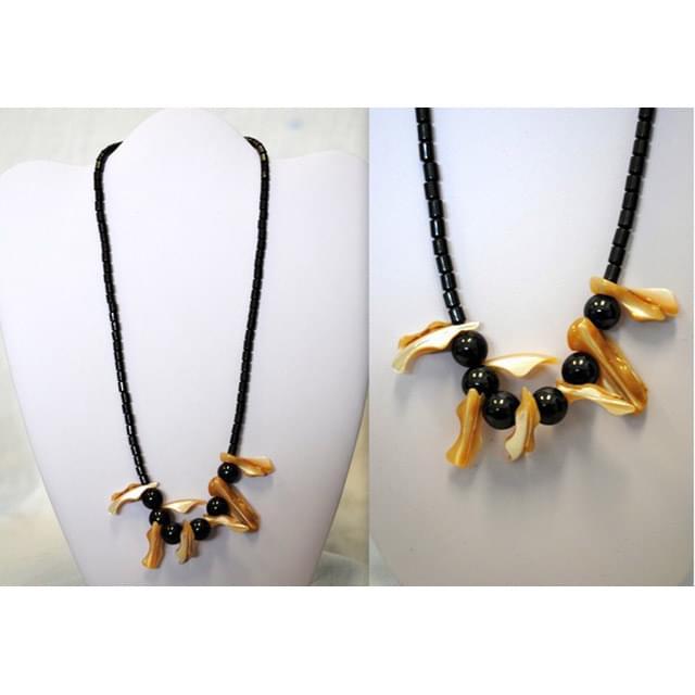Wholeale Hematite Handmade Shell Necklace image